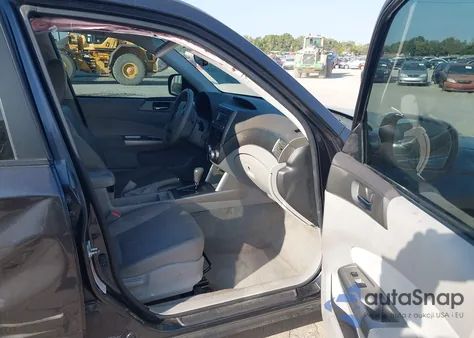 2010 Subaru Forester 2.5X Limited from USA, damaged, VIN JF2SH6DC7AH762237